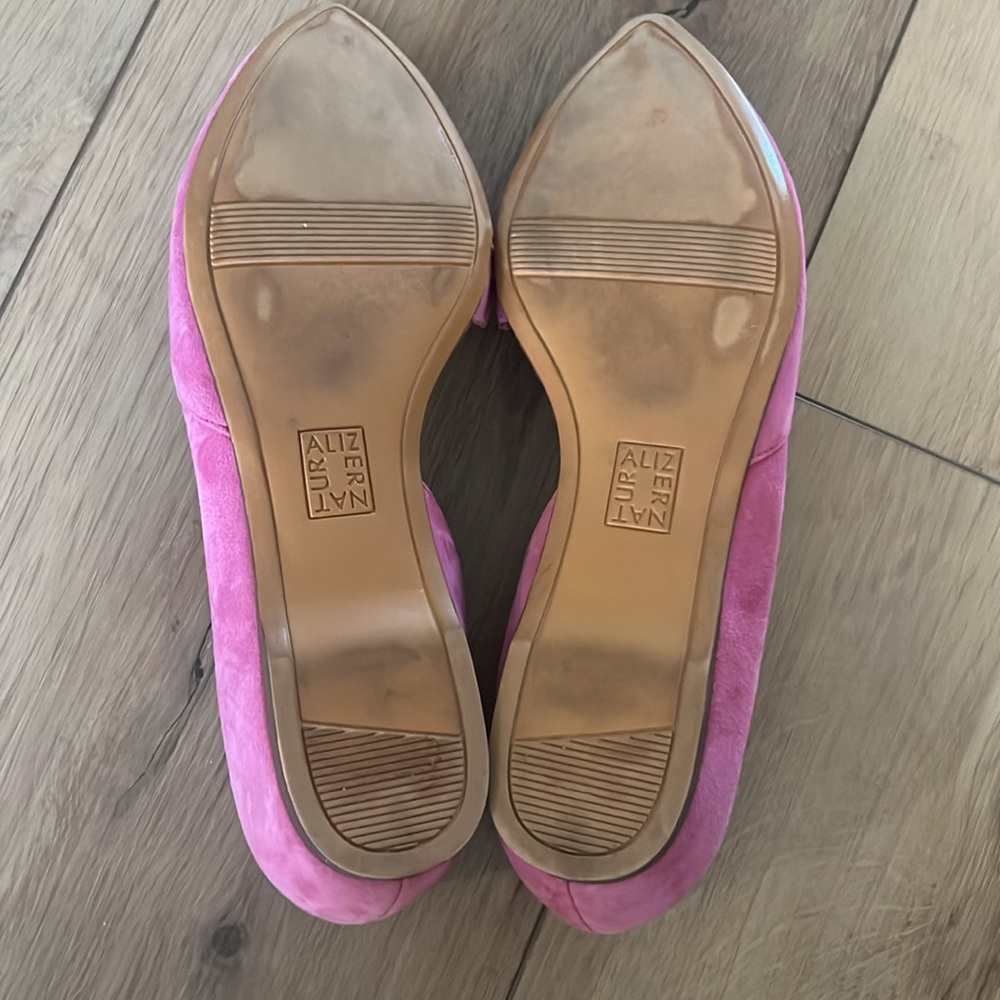 Elegant Pink Suede Women's Shoes - Picture 2 of 3
